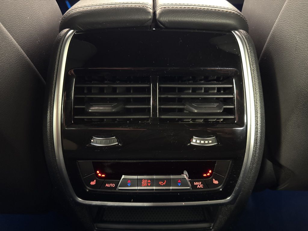 Thumbnail: 2021 BMW X5 - 22