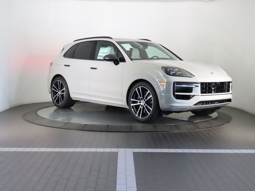 Thumbnail: 2025 Porsche Cayenne - 9