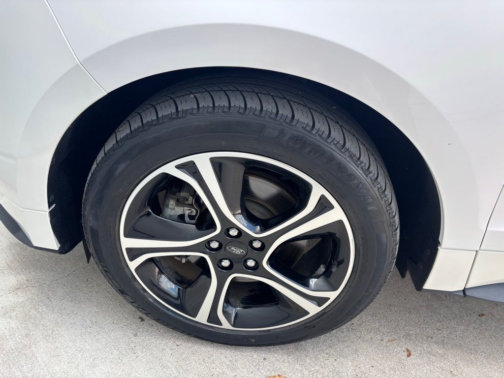 Used Car 2019 Ford Edge  St For Sale Under $25,000 In Georgetown, Texas
