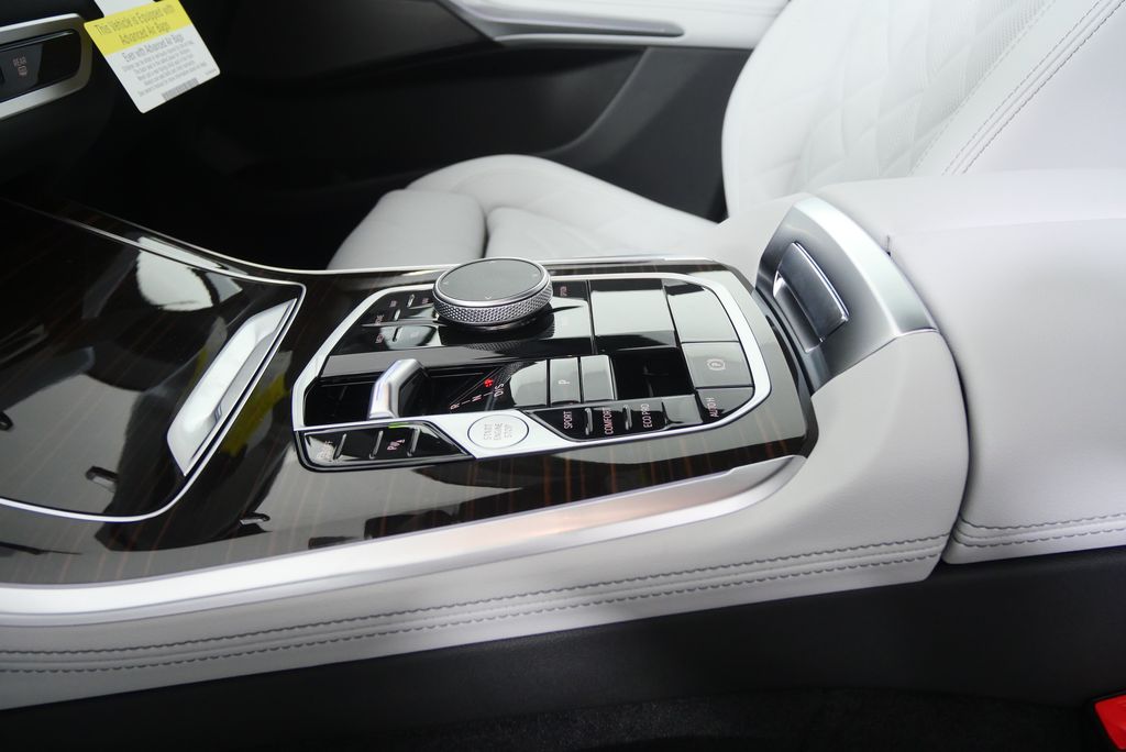 Thumbnail: 2026 BMW X5 - 20