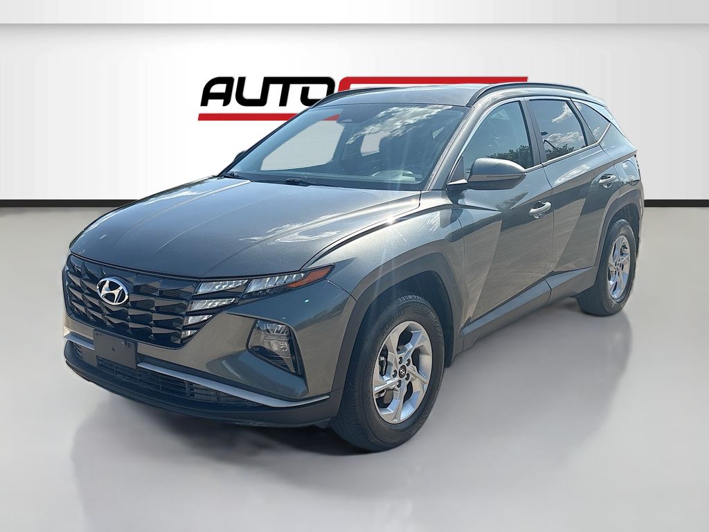 Used 2023 Gray Hyundai SEL image 3