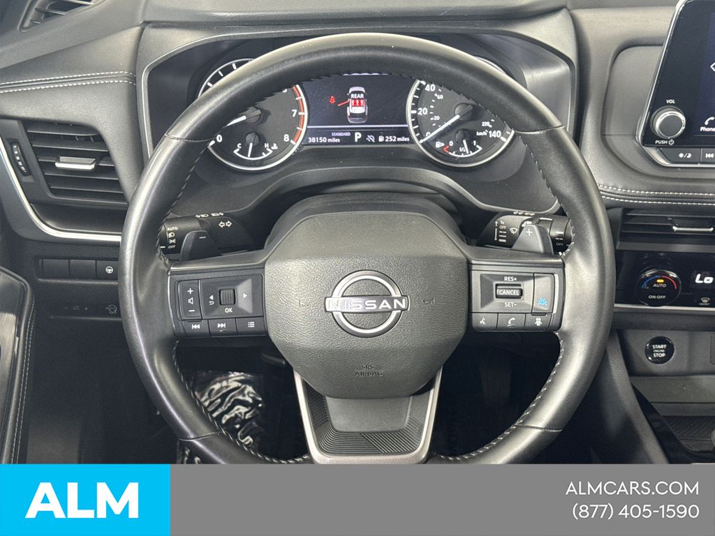Used 2025 Silver Nissan SV image 27
