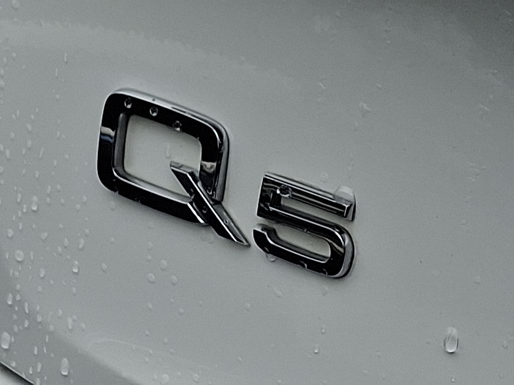 Thumbnail: 2022 Audi Q5 - 30