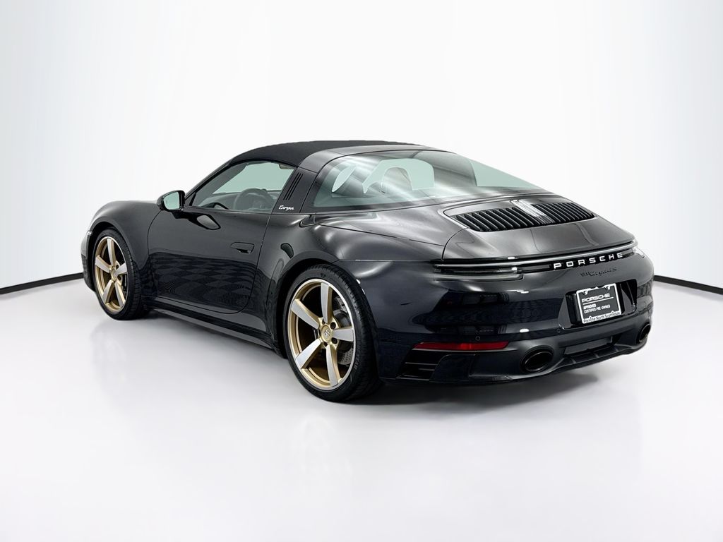 Thumbnail: 2024 Porsche 911 - 15