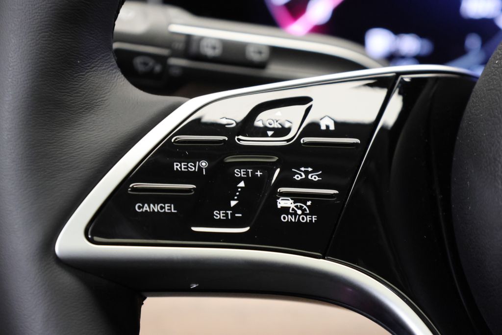 Thumbnail: 2026 Mercedes-Benz GLE - 20