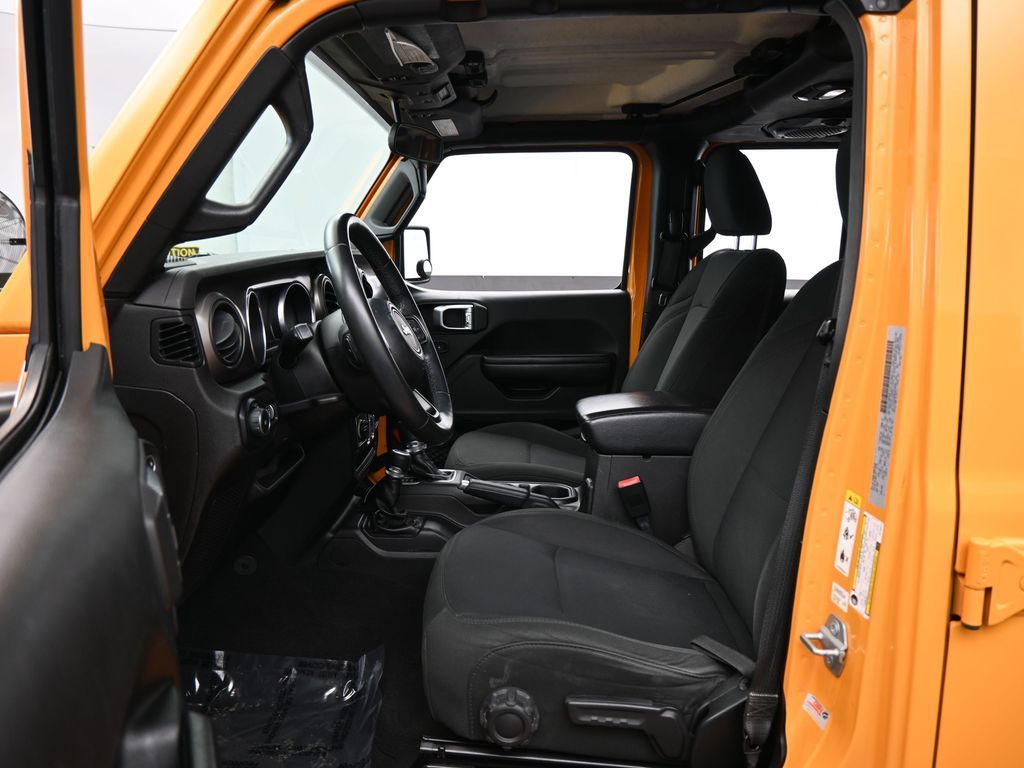 Used 2018 Hellayella Clearcoat Jeep Unlimited Sport S image 11