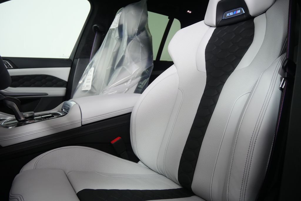 Thumbnail: 2026 BMW X5 - 13