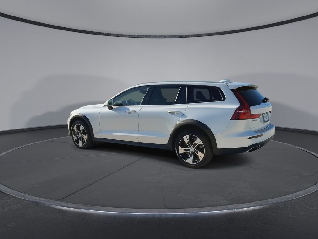 Thumbnail: 2022 Volvo S60 - 6