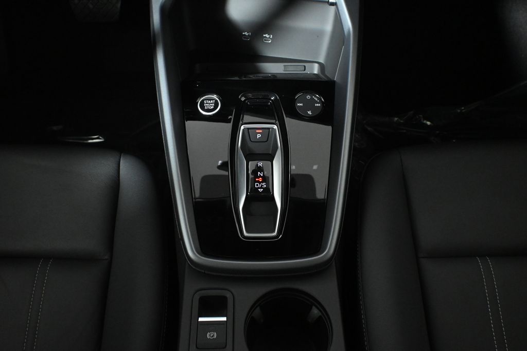 Thumbnail: 2025 Audi A3 - 23