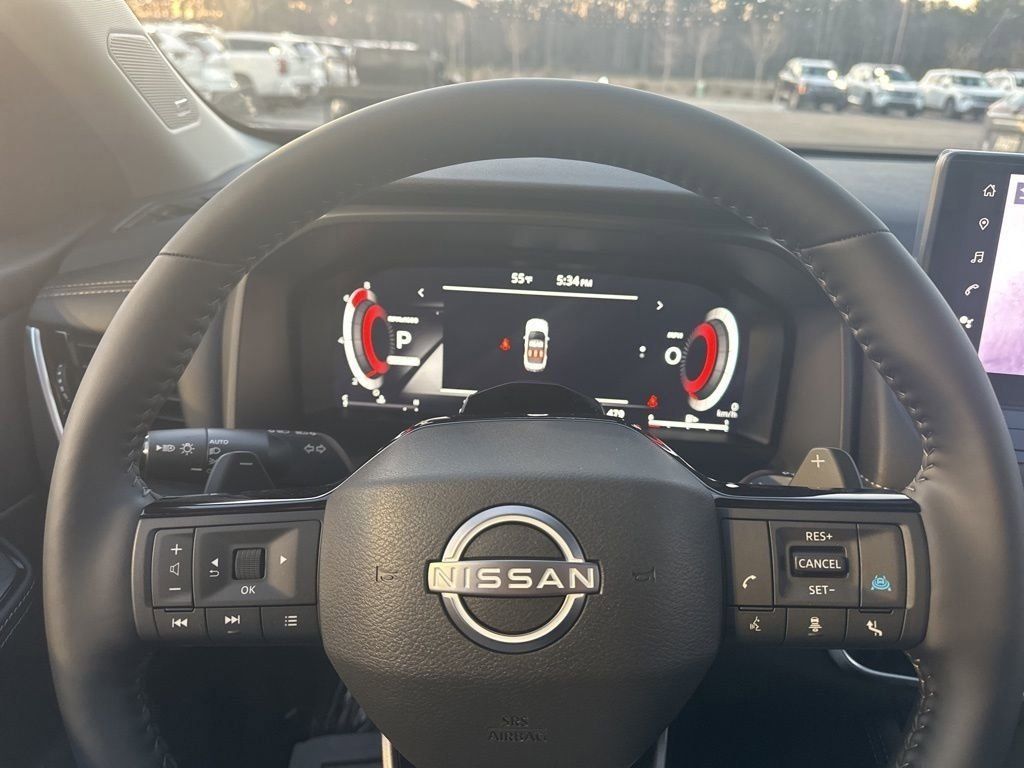 2025 Boulder Gray Pearl Nissan Rogue Platinum FWD SUV