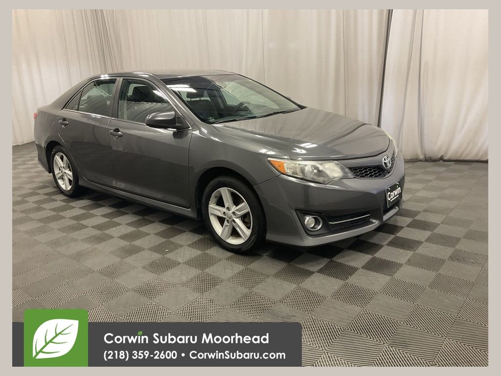 2014 Toyota Camry SE