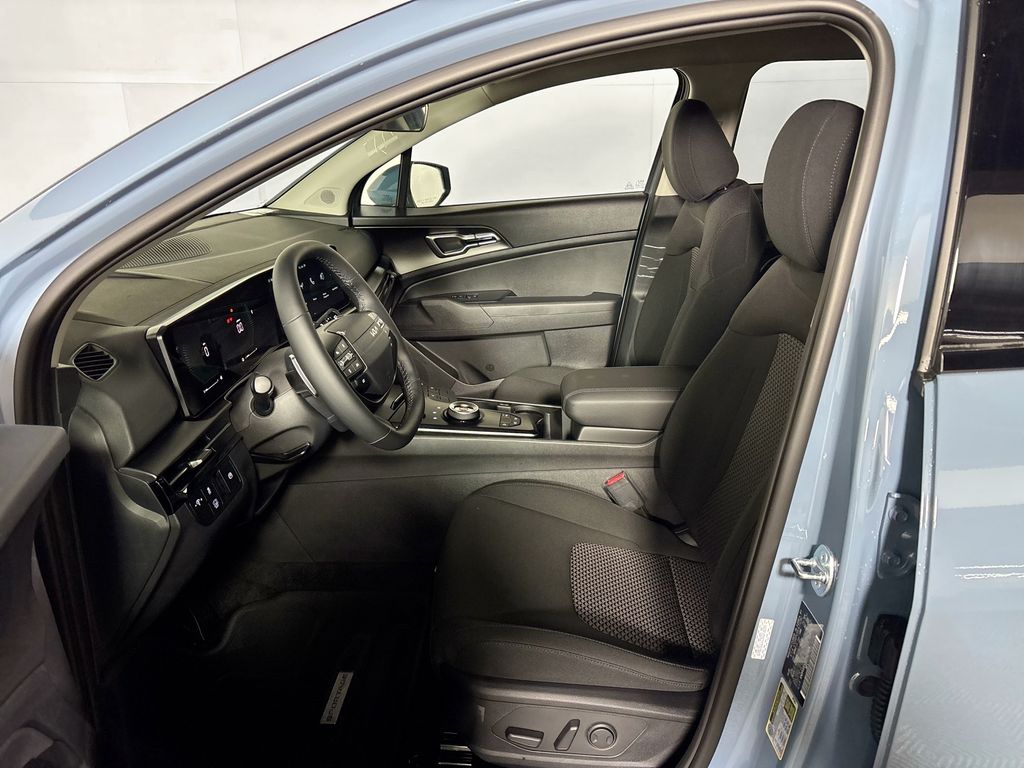 2026 Kia Sportage Hybrid S