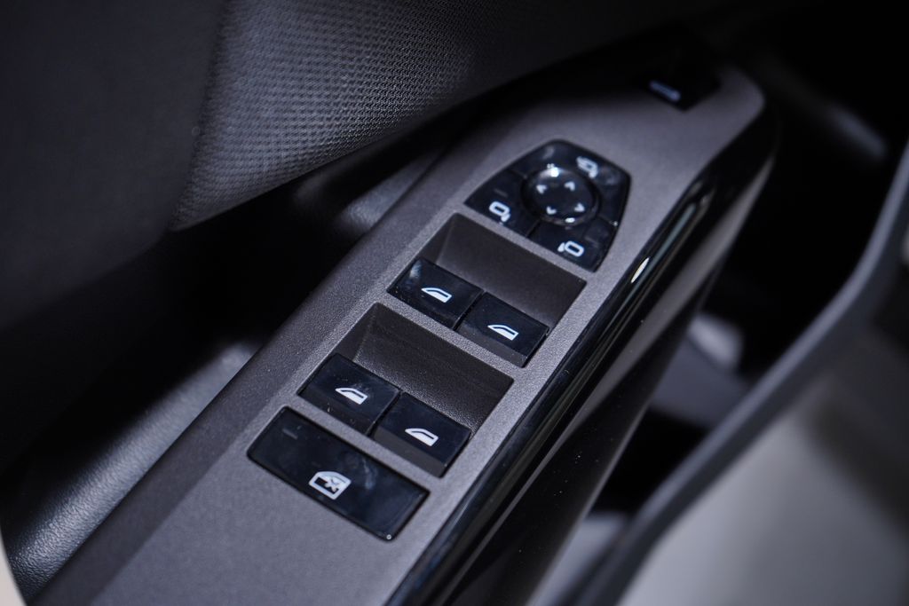 Thumbnail: 2026 BMW X3 - 11