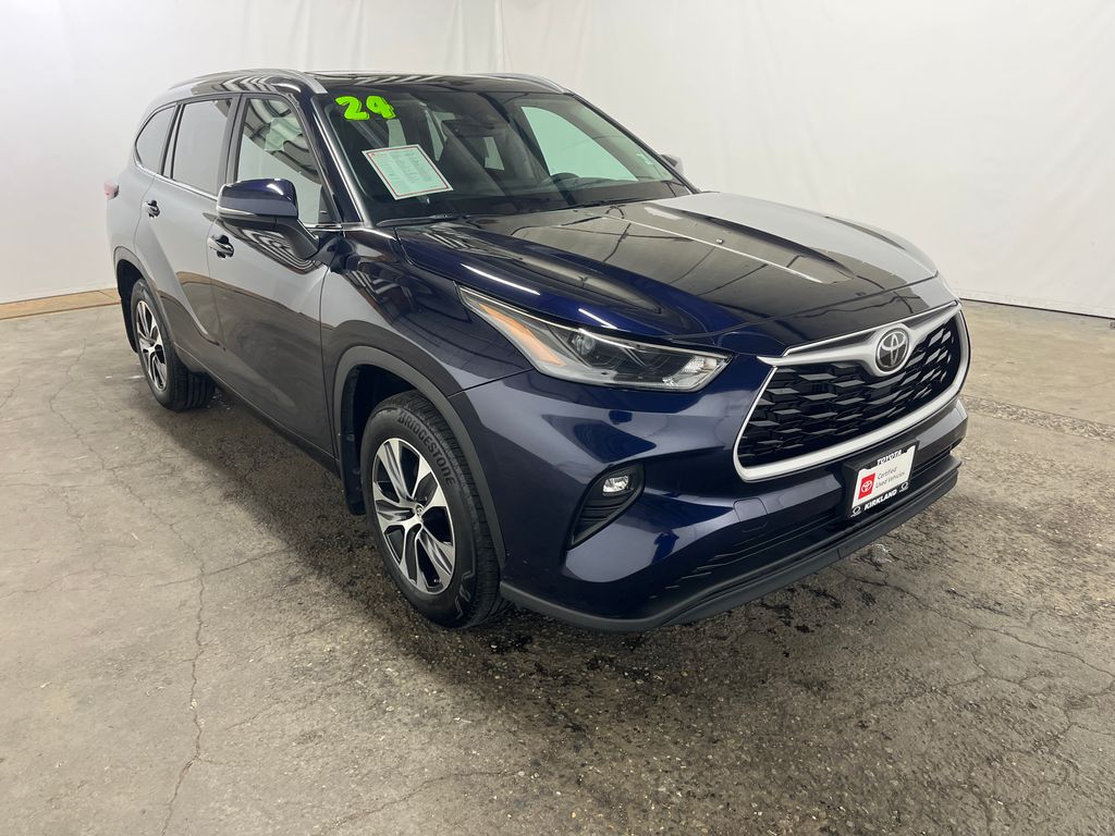 2024 Toyota Highlander XLE AWD