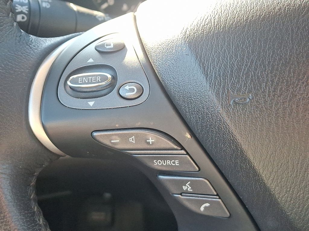 Thumbnail: 2019 Nissan Pathfinder - 21