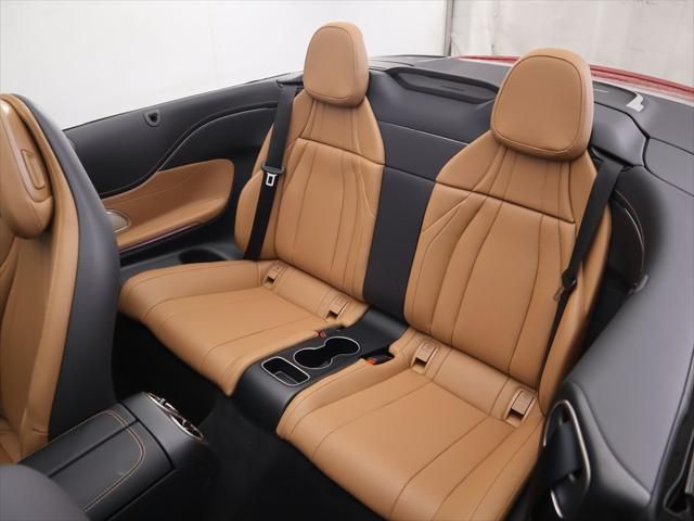 Thumbnail: 2026 Mercedes-Benz CLE - 30