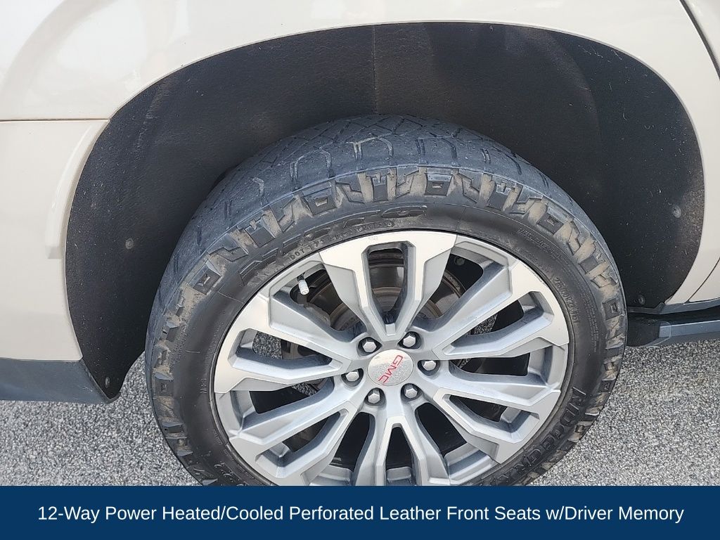 2021 GMC Yukon 4WD Denali