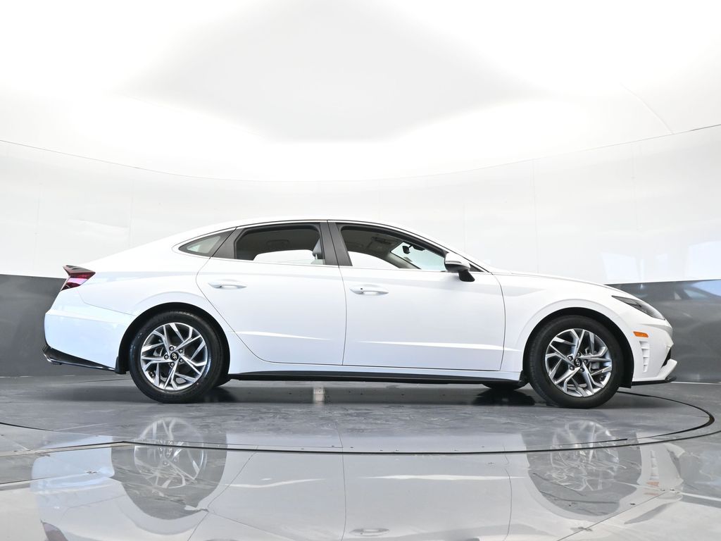 Used 2023 Serenity White Hyundai SEL image 60