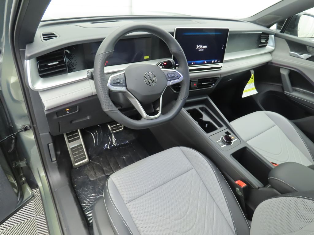 Thumbnail: 2025 Volkswagen Tiguan - 10