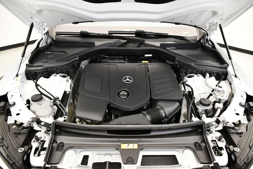 Thumbnail: 2026 Mercedes-Benz GLC - 11