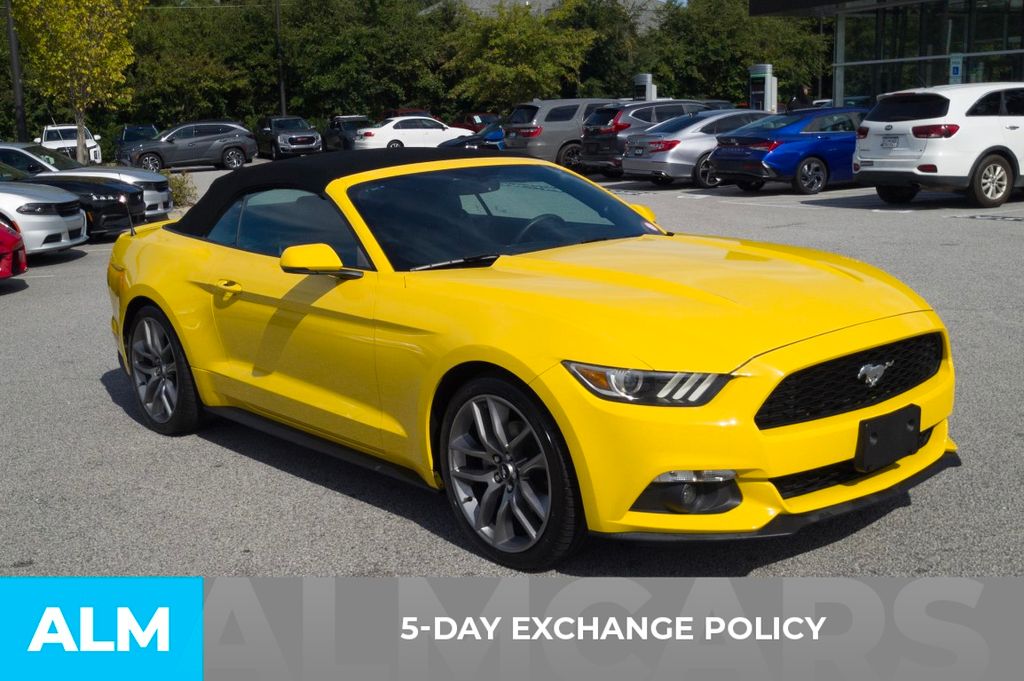 2016 Ford Mustang EcoBoost Premium photo 3