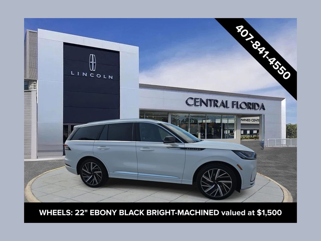 White Metallic 2025 Lincoln Aviator SUV / Crossover All-Wheel Drive Automatic