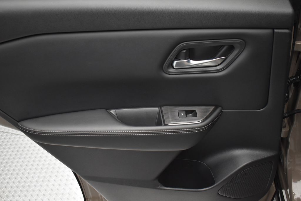 Thumbnail: 2025 Nissan Rogue - 31