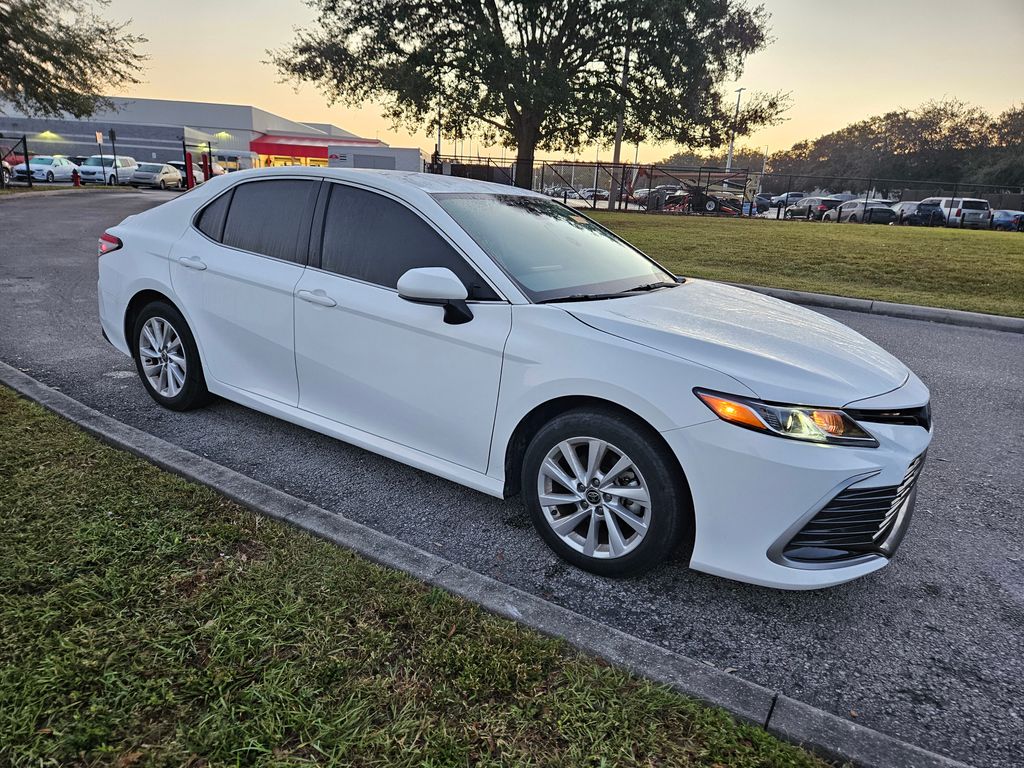 2023 Toyota Camry LE 7