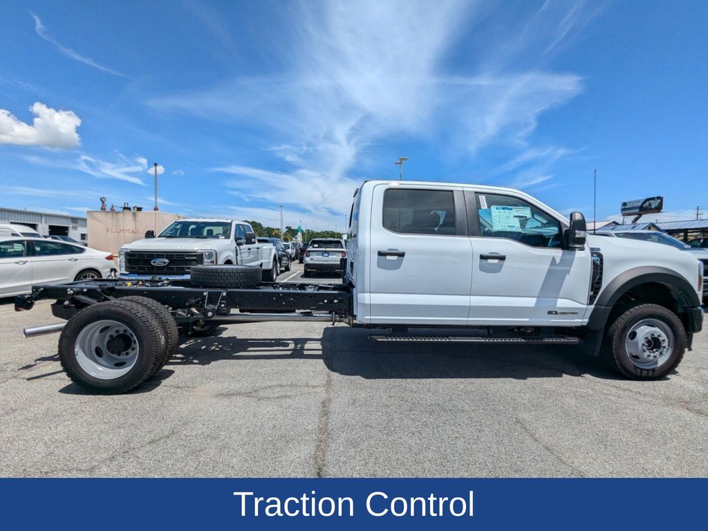 2025 Ford F-550 Super Duty 