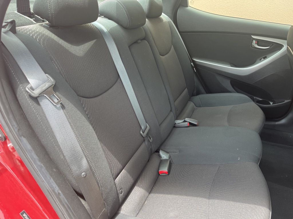 Thumbnail: 2016 Hyundai Elantra - 18