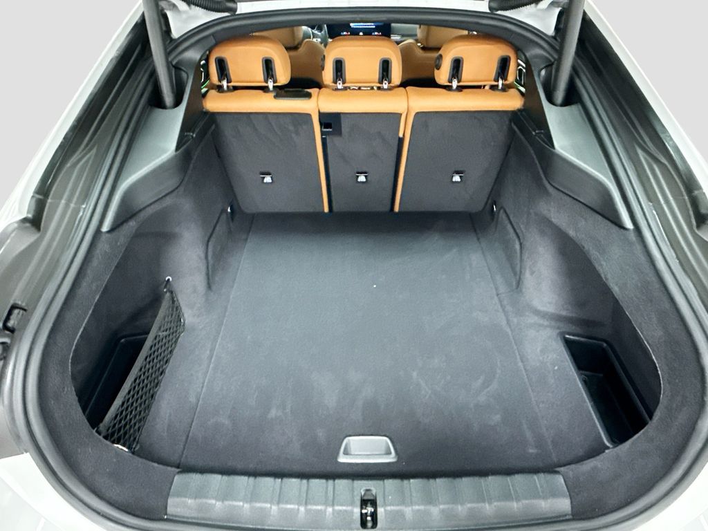 Thumbnail: 2023 BMW i4 - 27