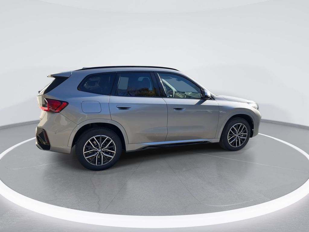 2025 BMW X1 xDrive28i 8