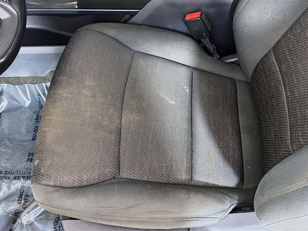 Used 2021 Gray Ford XLT image 23