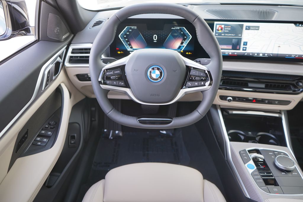 2025 BMW i4 eDrive40 15