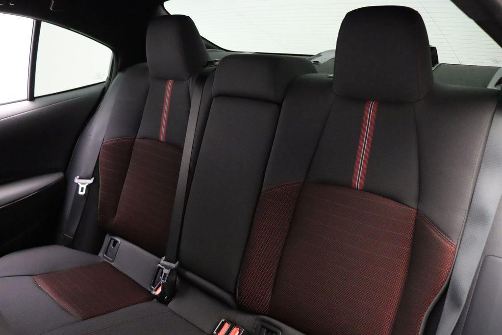2024 Toyota Corolla SE 18