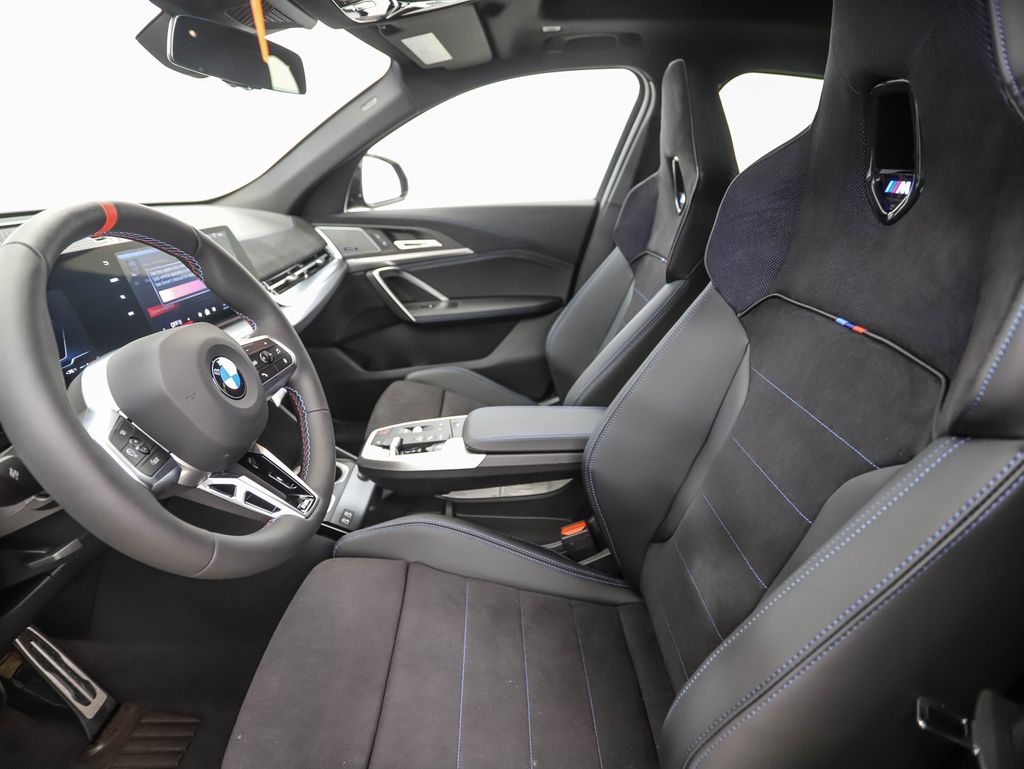 Thumbnail: 2026 BMW X2 - 12