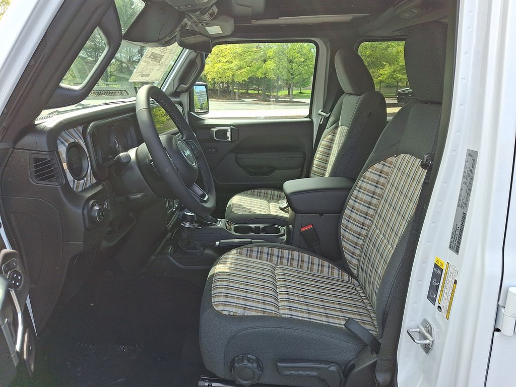 New 2026 Jeep Wrangler SUV