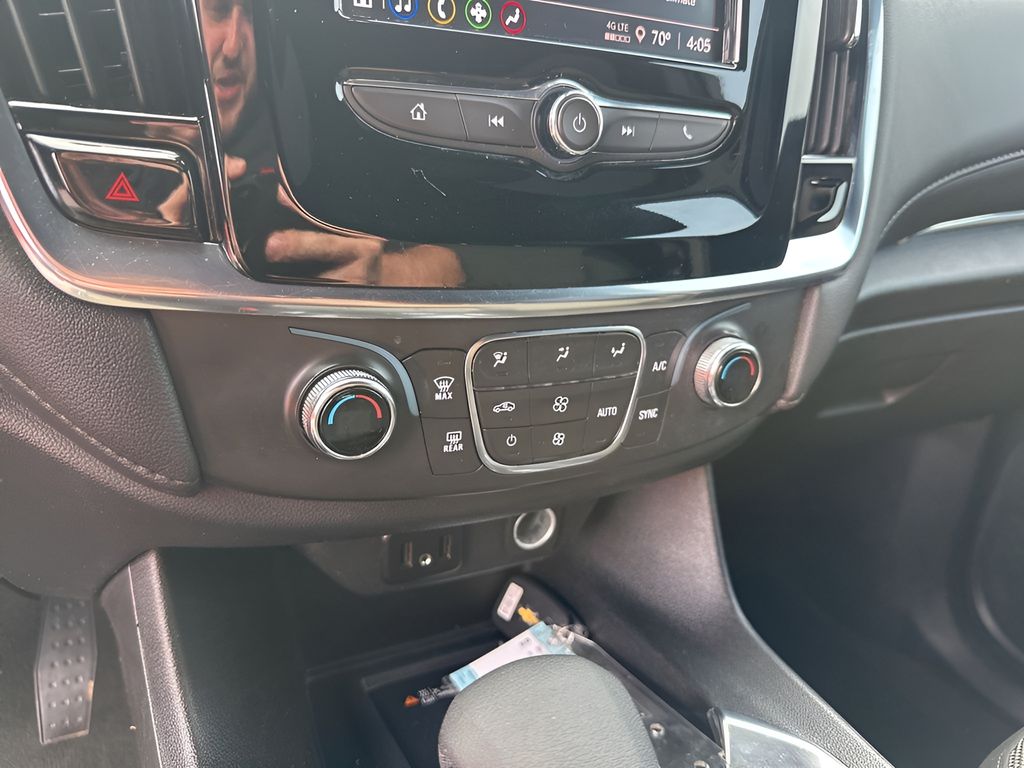 Used Car 2023 Chevrolet Traverse  Lt For Sale Under $25,000 In Austin, Texas