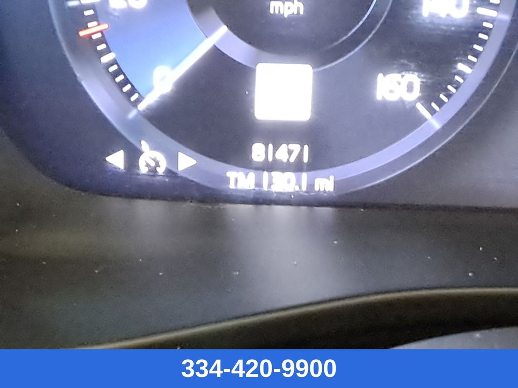 used 2022 Volvo XC40 car, priced at $19,799