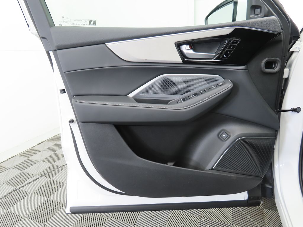 Thumbnail: 2026 Acura MDX - 24