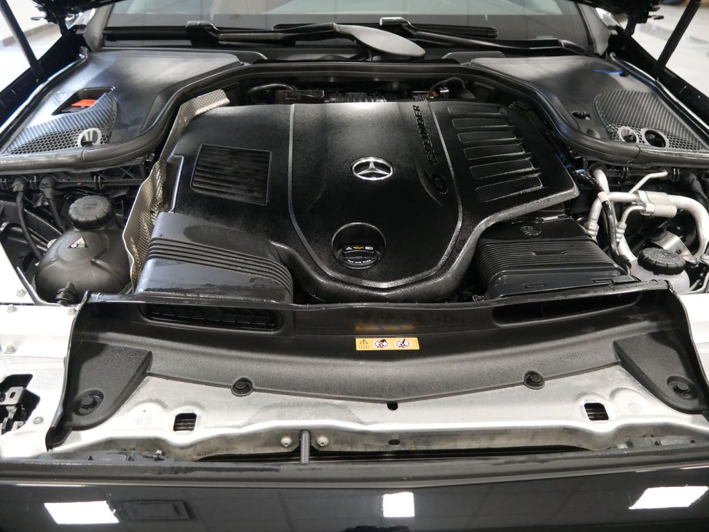 Thumbnail: 2023 Mercedes-Benz E-Class - 10