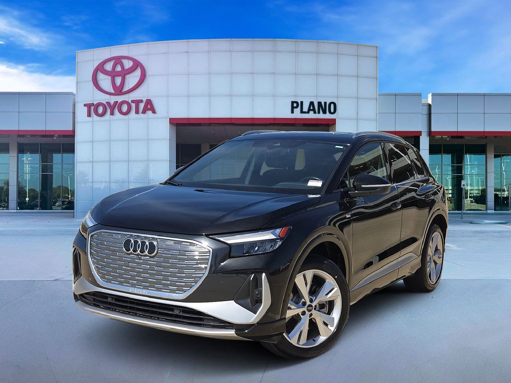 2023 Audi Q4 e-tron quattro Premium Plus 50