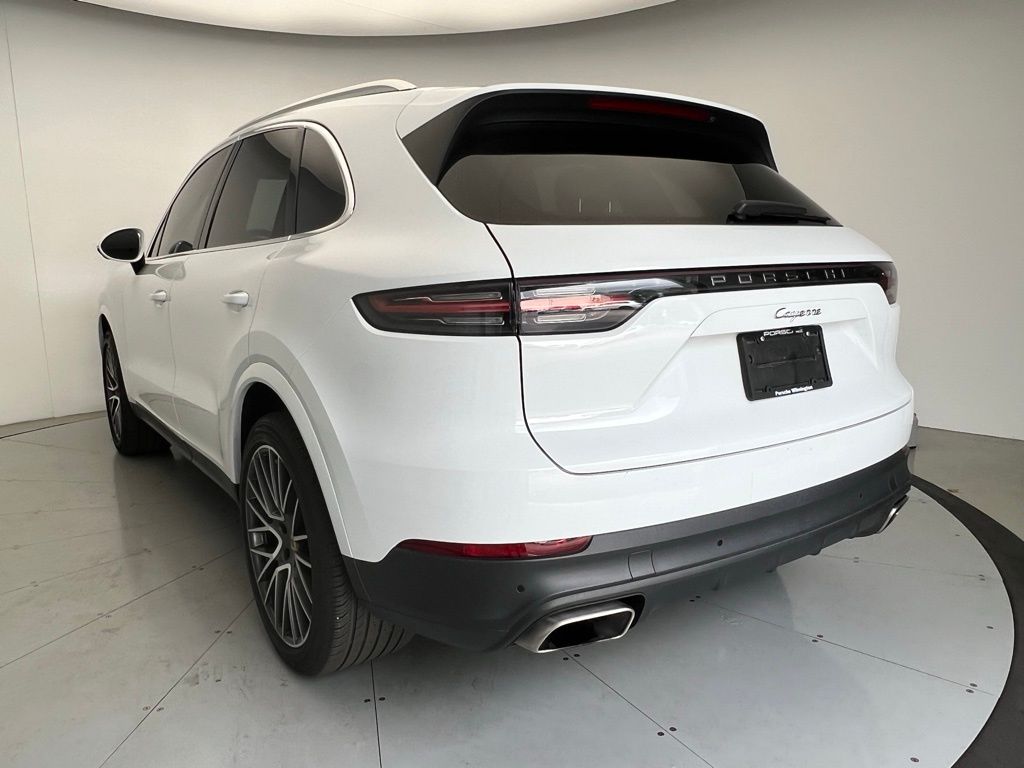 Thumbnail: 2021 Porsche Cayenne - 20