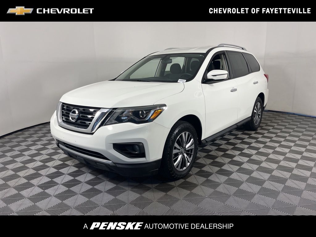 Thumbnail: 2020 Nissan Pathfinder - 1