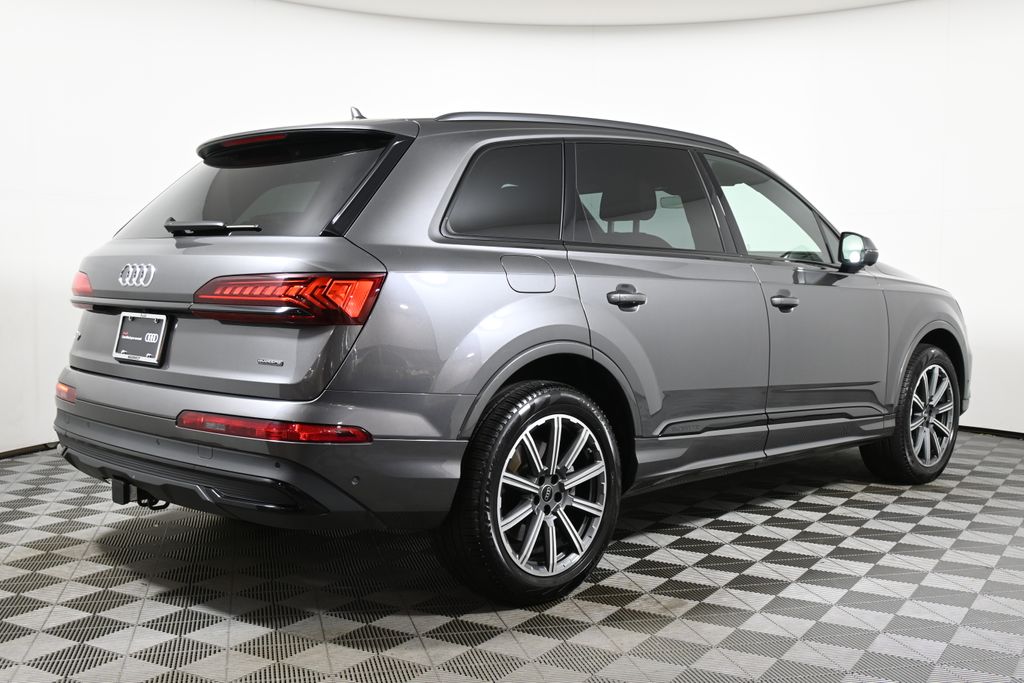 2024 Audi Q7 Premium Plus 7