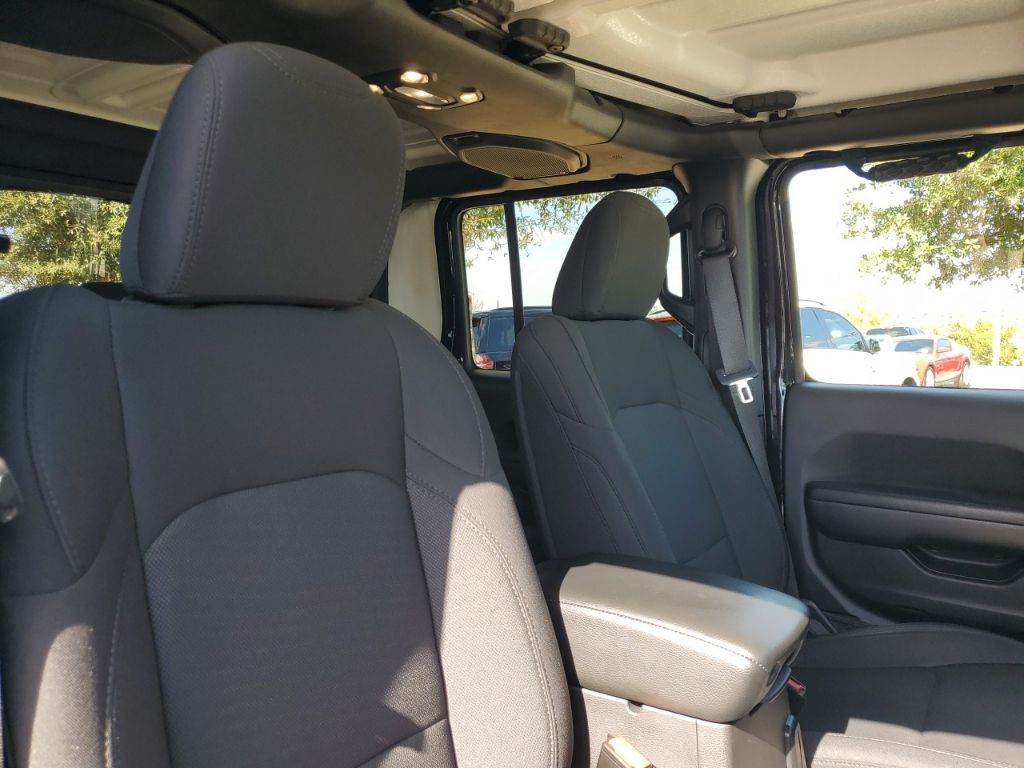 Used Car 2021 Jeep Gladiator  Sport For Sale Under $30,000 In Austin, Texas