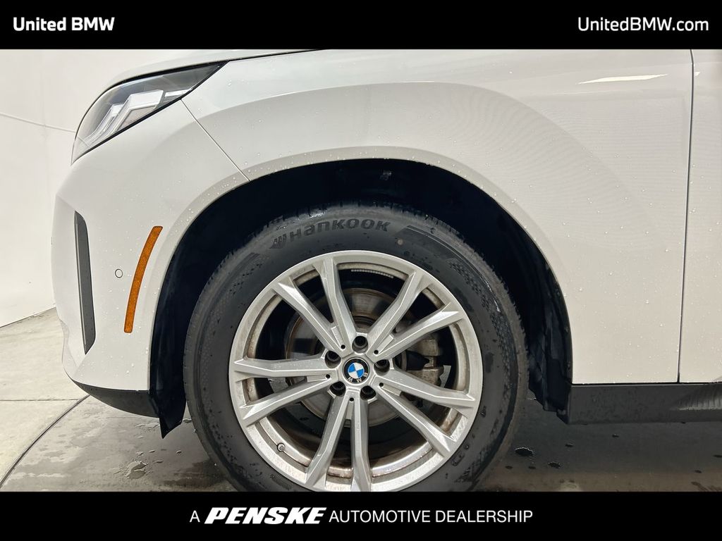 Thumbnail: 2025 BMW X3 - 10