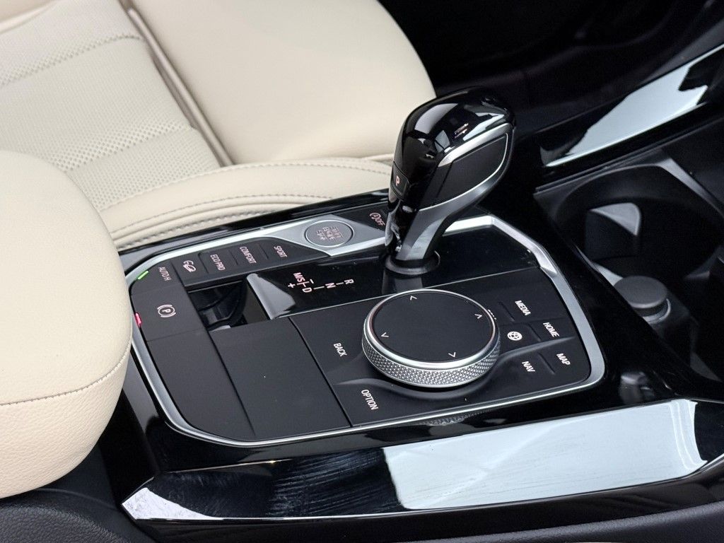 Thumbnail: 2024 BMW X3 - 19