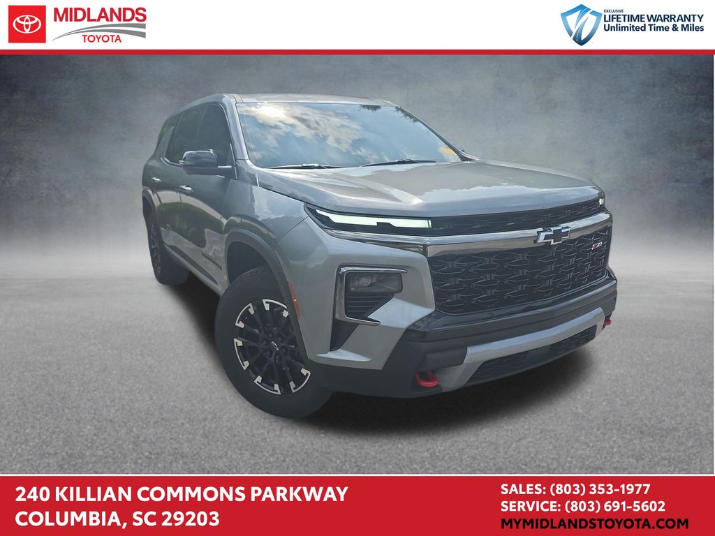 Sterling Gray Metallic 2025 Chevrolet Traverse SUV / Crossover Four-Wheel Drive 8-Speed Automatic