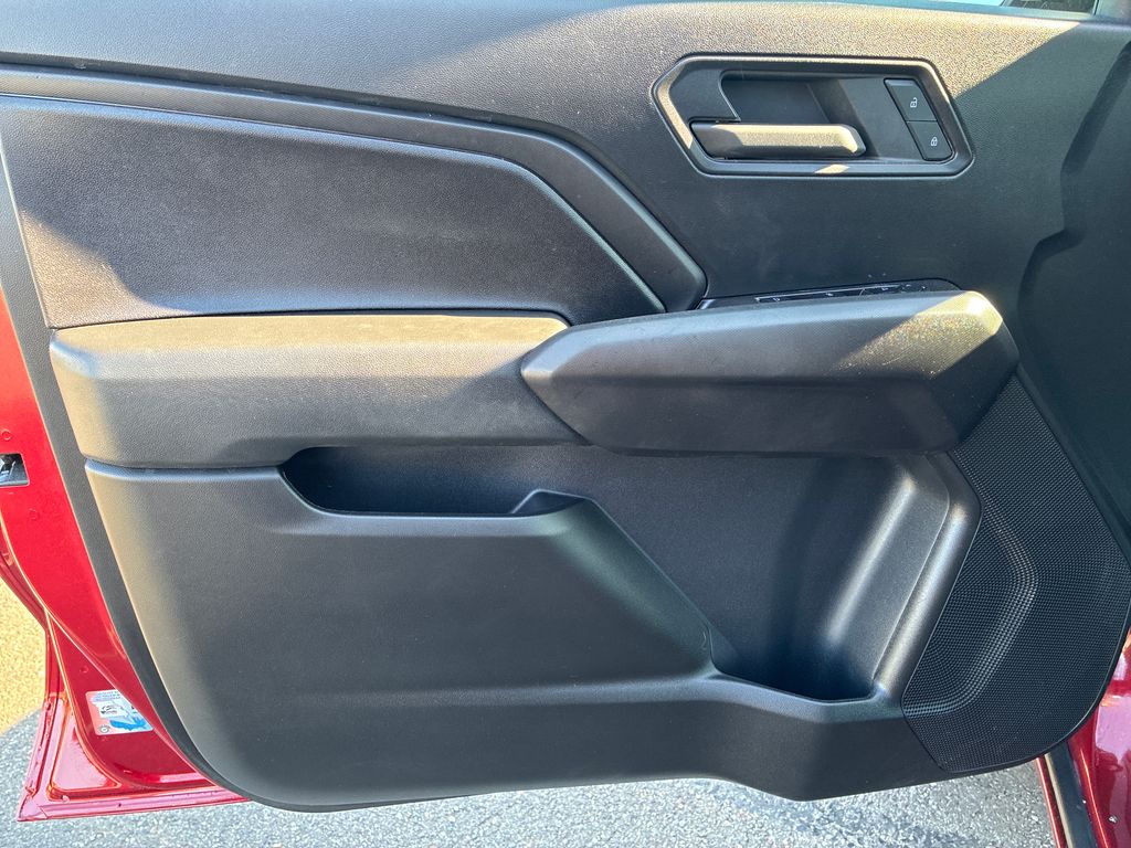 2024 Chevrolet Colorado Trail Boss - 11